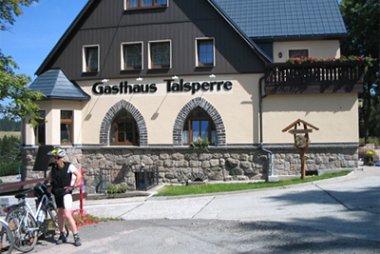 Pohled na hostinec Talsperre