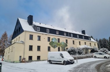 Front view of the Hotel Erlebnis Wald