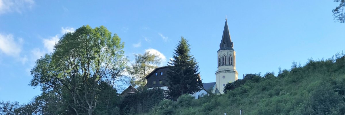 Hier sehen sie die Stadtkirche vom Glöckel aus 
